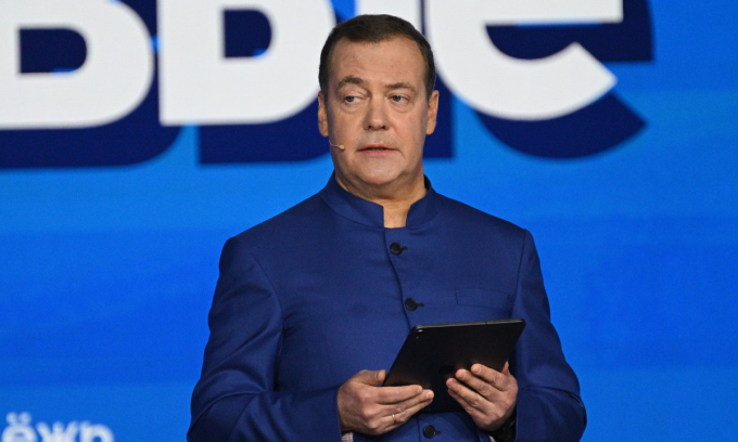 Ông Medvedev bác khả năng đàm phán với chính quyền Zelensky