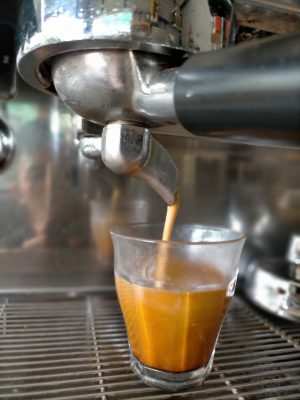 Các Lỗi Thường Gặp Khi Thực Hiện 1 Ly Cà Phê Espresso