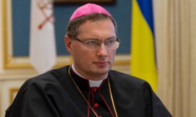 Ukraine triệu đặc phái viên Vatican