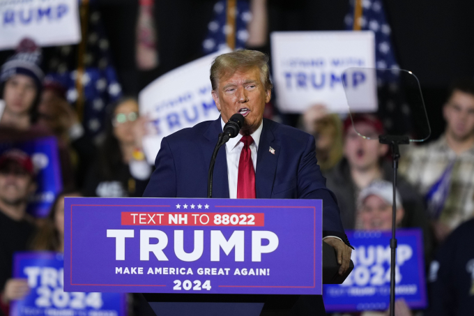 Chiến dịch của Trump thừa nhận không thể gây quỹ bằng ông Biden