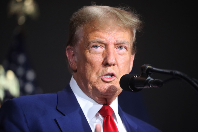 Tòa bác nỗ lực phút chót hoãn xử vụ chi tiền bịt miệng của ông Trump