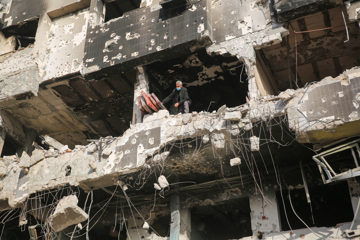 Bệnh viện Gaza biến thành đống đổ nát sau hai tuần bị Israel bao vây