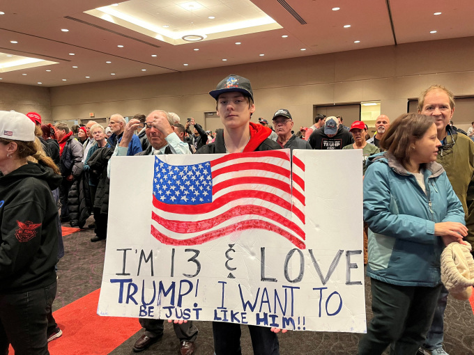 Thanh niên Mỹ tin ông Trump là 'người giải cứu nền kinh tế'