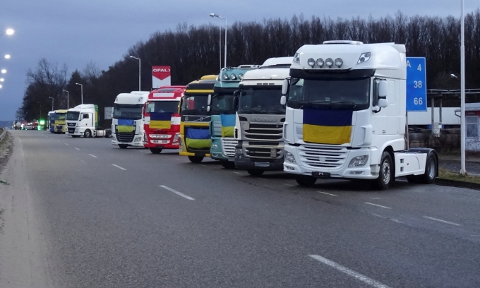 Nông dân Ba Lan ngừng phong tỏa cửa khẩu với Ukraine