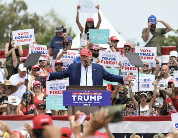 Phán quyết 'có tội' thúc đẩy nhiều người ủng hộ ông Trump