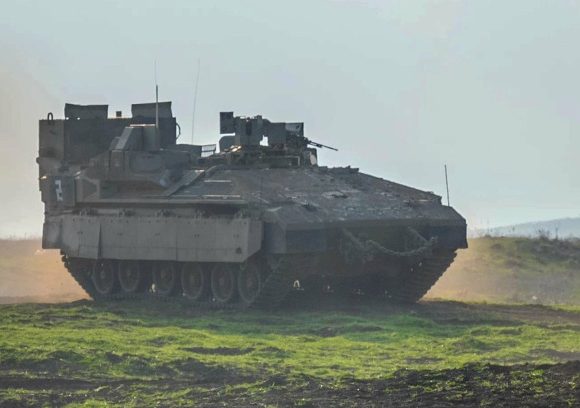Thiết giáp 'kiên cố nhất thế giới' bị tập kích, 8 lính Israel thiệt mạng