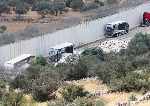 Mỹ trừng phạt nhóm Israel phá hoại hàng viện trợ Gaza