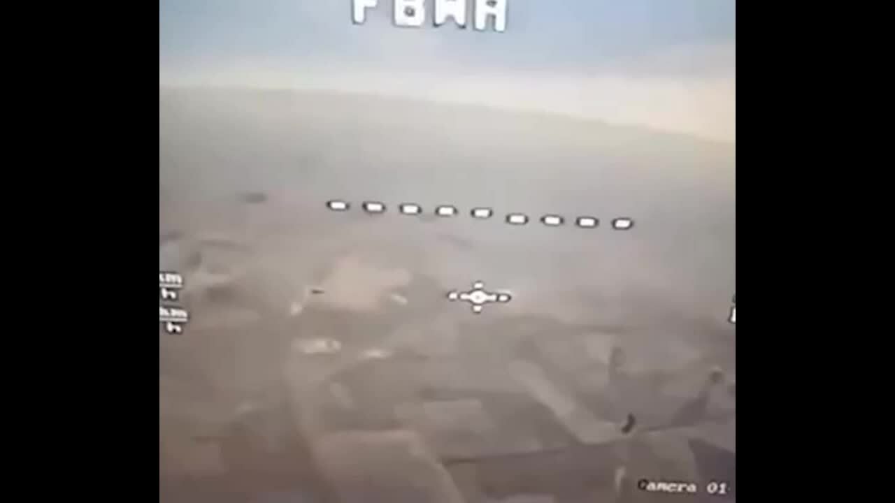 Drone Ukraine truy sát UAV Nga