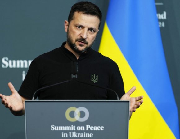 Ukraine hoài nghi ý tưởng 'hòa bình trong 24 giờ' của ông Trump