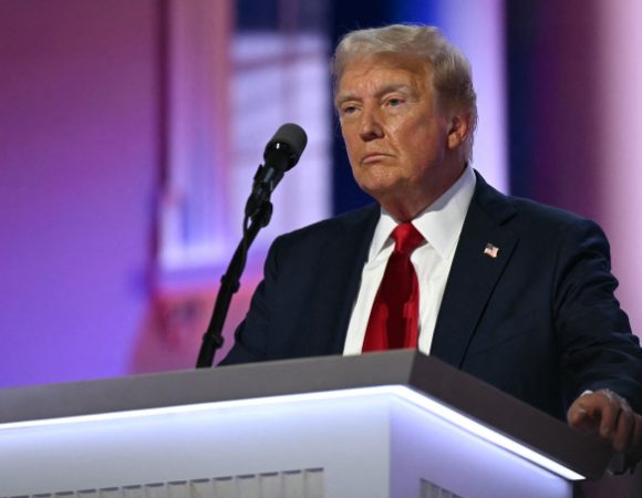 Hai hình ảnh trái ngược của ông Trump tại đại hội đảng Cộng hòa