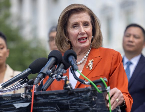 Bà Pelosi chỉ trích bài phát biểu của Thủ tướng Israel tại quốc hội Mỹ