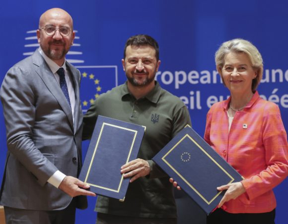 EU chuyển 1,6 tỷ USD lợi nhuận tài sản Nga để hỗ trợ Ukraine