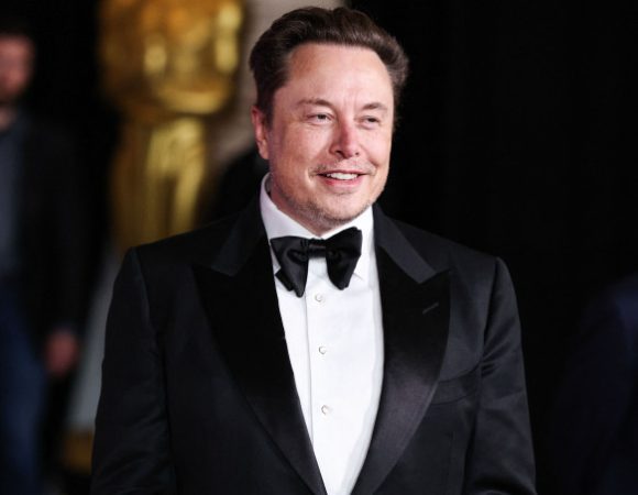 Hành trình Elon Musk đổi phe, chuyển sang ủng hộ Trump